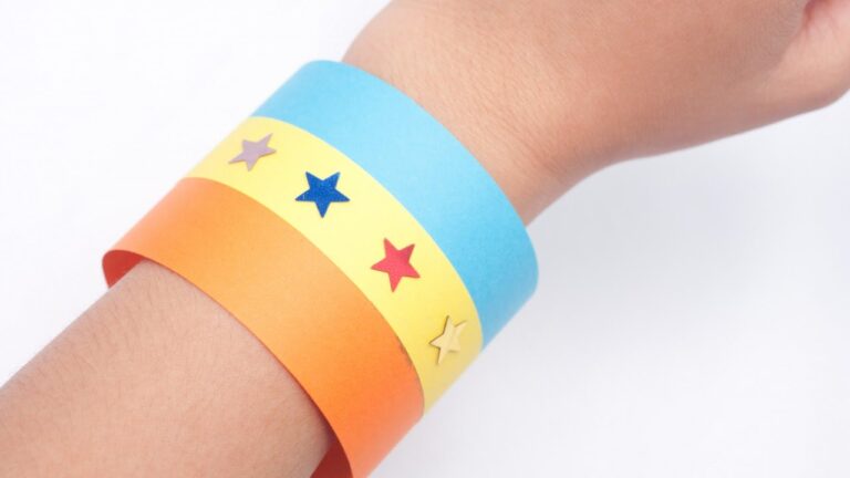 Vibrant DIY Wristbands: Add Color to Your Style!